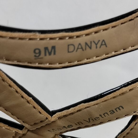 Naturalizer Danya Black Strappy Platform Heels - Picture 7 of 10